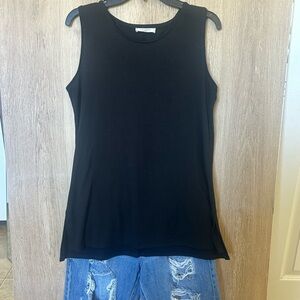 Classic Black Sleeveless Tank Top